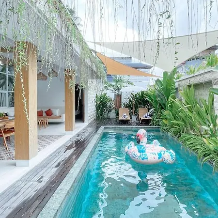 Villa Sun Seminyak - Luxurious 3 Bedroom Villa